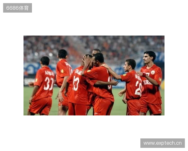 亚预赛出线关键战!中国香港vs新加坡首发:安永佳、陈晋一领衔