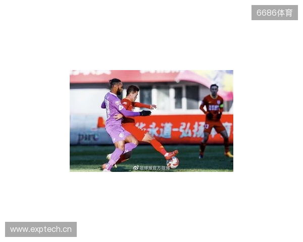 亚泰出征青岛准备赛季收官战 球迷助威歌声为子弟兵加油